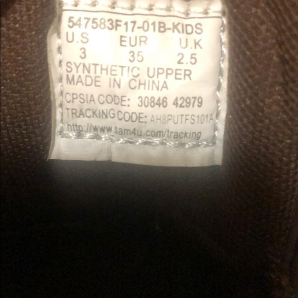 Levi’s Boys Shoes, Great Condition - Picture 3 of 4